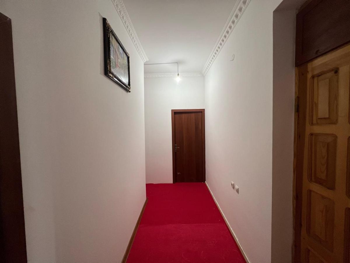 Royal Punjab Guest House Tbilisi Exterior photo